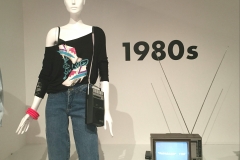 Flash dance style from 80s
